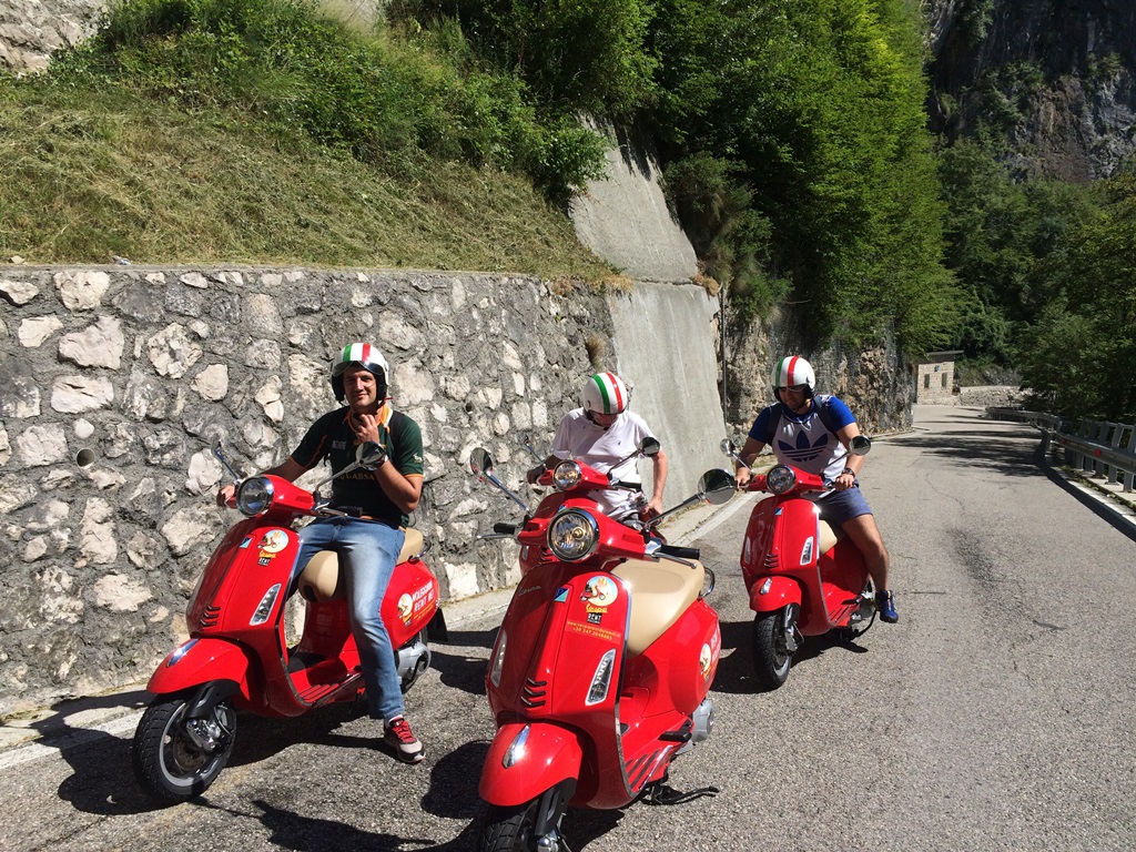 Vespa Tour
