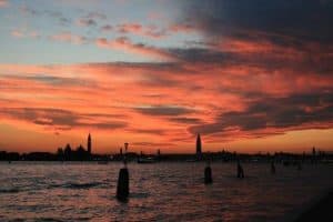 Aperitivo al Tramonto, Venezia in Barca