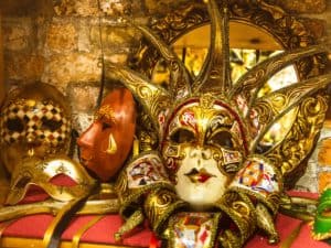 Shopping a Venezia. Maschere artigianali