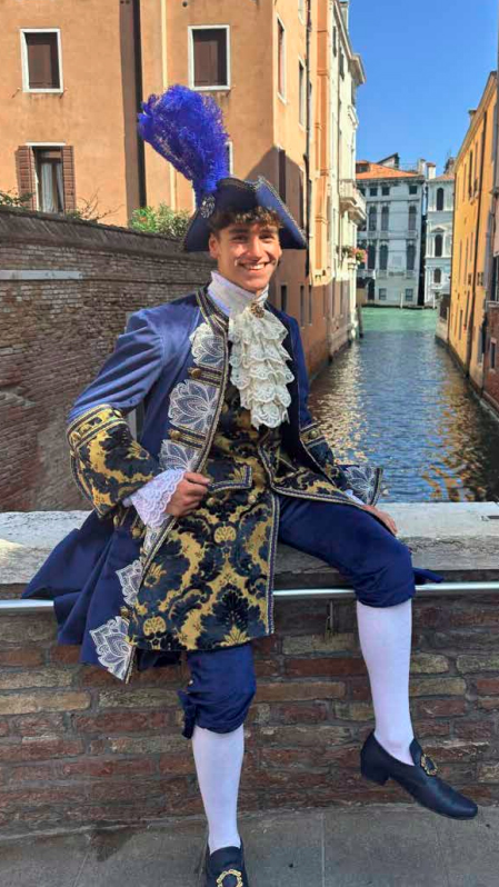 Венецианский бал. Костюмы, аренда