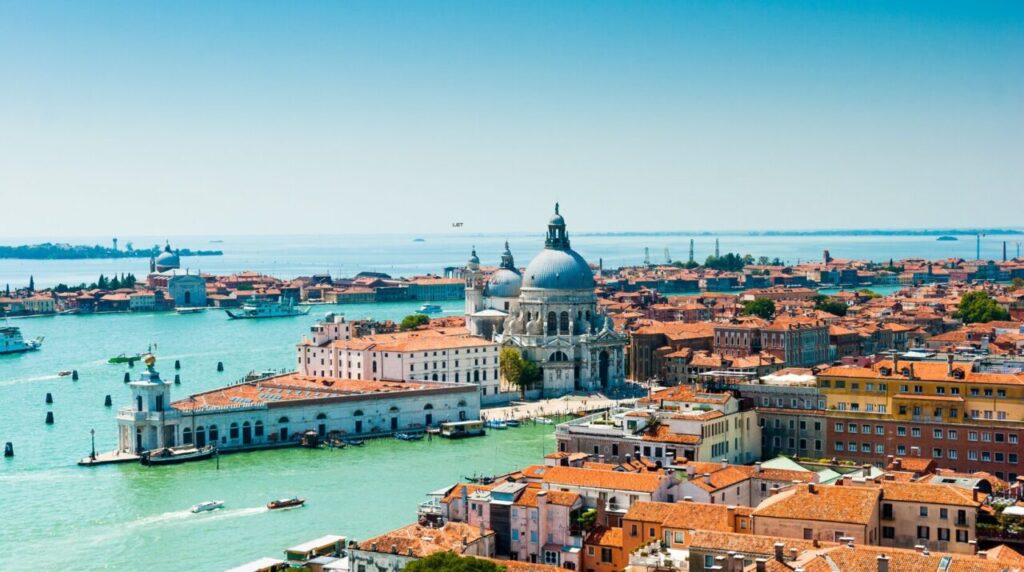 Venice Italy by boat VivoVenetia