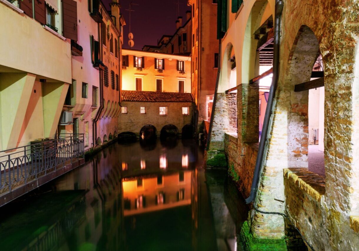 Canali di Treviso di notte