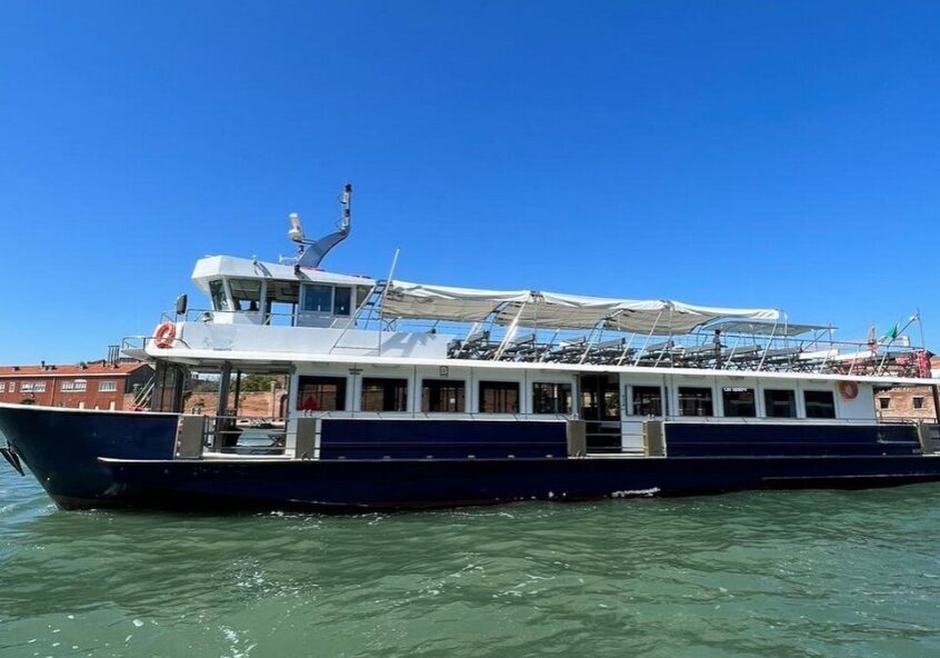 Noleggio barca Redentore motonave