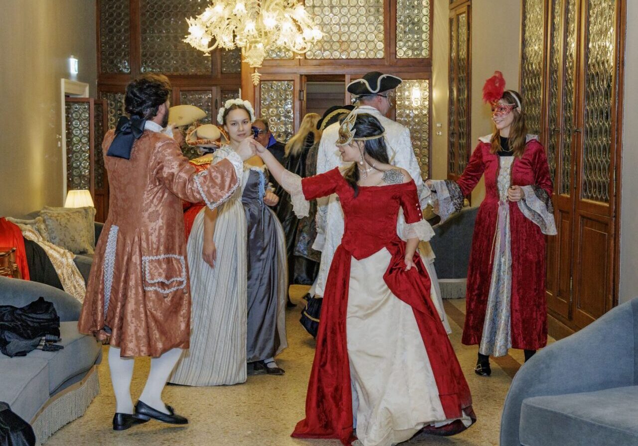 Cenone di Capodanno Venezia con festa in costume