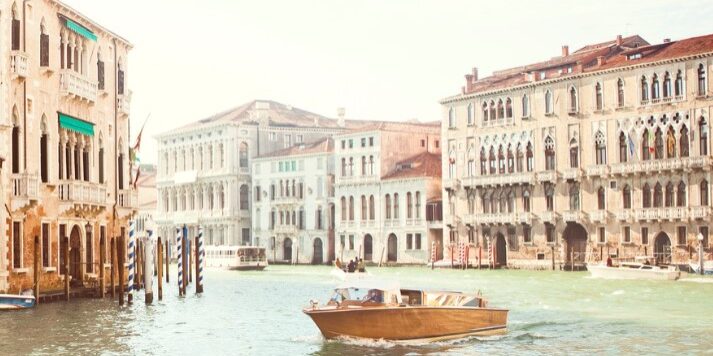 Tour Venice water taxi