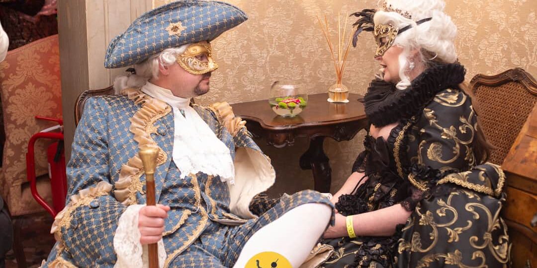 Cena di gala con costume a Venezia