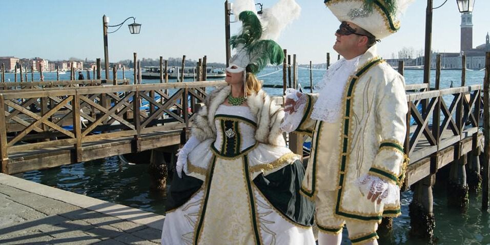 gondole-costume-carnevale-venezia