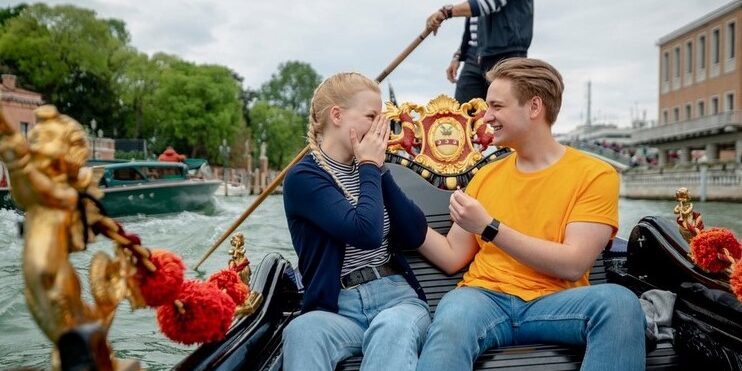 venice wedding proposal gondola couple
